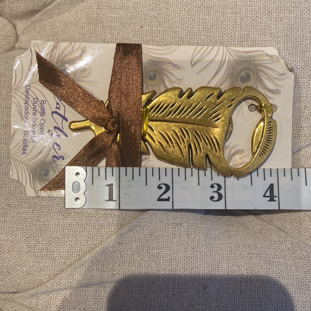 🔥SOLD🔥 Vintage Gold Feather Bottle Opener - Picture 5 of 5